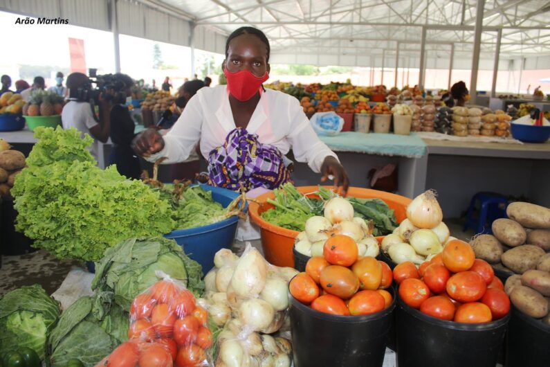 The Community Market of Lubango